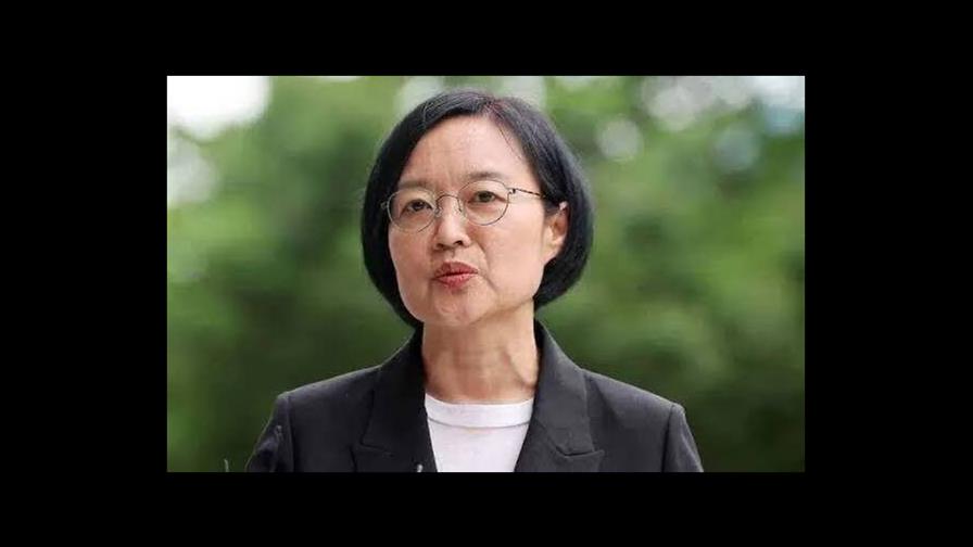 El presidente de Corea del Sur designa a una mujer como primera ministra El presidente de Corea del Sur designa a una mujer como primera ministra