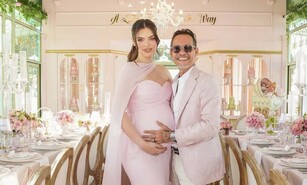 Marc Anthony y Nadia Ferreira celebran baby shower de su futura hija