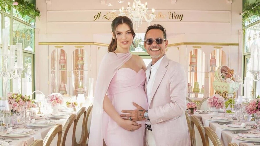 Marc Anthony y Nadia Ferreira celebran baby shower de su futura hija Marc Anthony y Nadia Ferreira celebran baby shower de su futura hija