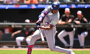 Jes&uacute;s S&aacute;nchez conect&oacute; un par de hits y anot&oacute; una carrera en el triunfo de los Azulejos