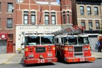 Mujer muere tras ser atropellada por un camión de bomberos que respondía a una emergencia en El Bronx Mujer muere tras ser atropellada por un camión de bomberos que respondía a una emergencia en El Bronx