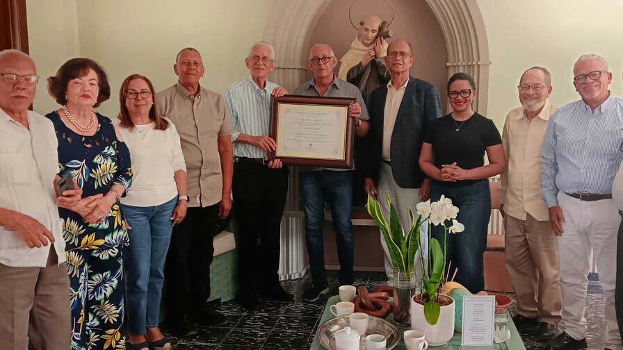 Ateneo Insular celebra su encuentro literario de mayo