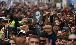 Multitud despide al Indio Solari en Argentina, en ceremonia que podr&iacute;a durar varios d&iacute;as