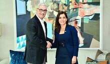 Gonzalo Castillo se re&uacute;ne con la embajadora de EE. UU. y define el encuentro como poderoso