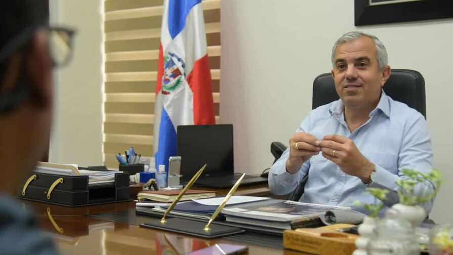 Director de Intabaco respalda propuesta de posicionar al Cibao como capital mundial del cigarro