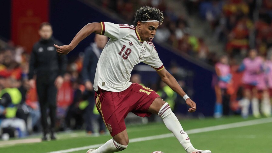 Lamine Yamal inicia en el Mundial la ruta que consagró a Mbappé y costó cinco intentos a Messi
