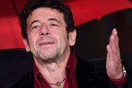 El cantante Patrick Bruel bajo custodia policial por denuncias de agresi&oacute;n sexual