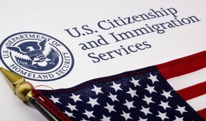 El Gobierno de Trump amenaza con revocar la ciudadan&iacute;a a acusados de fraude migratorio