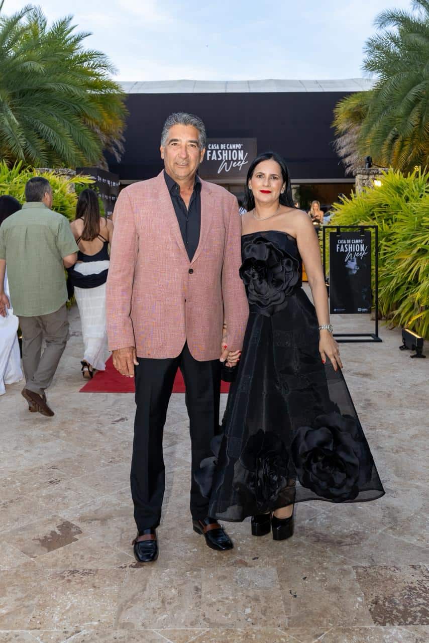 Carlos Medrano y Deyanira Pappaterra.
