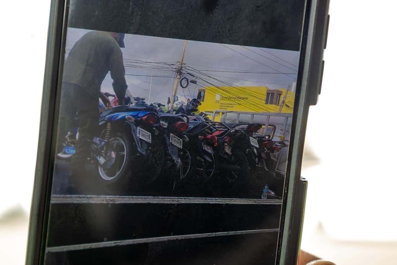 Parte de los motores retenidos durante el operativo en la avenida Buenaventura Freites.