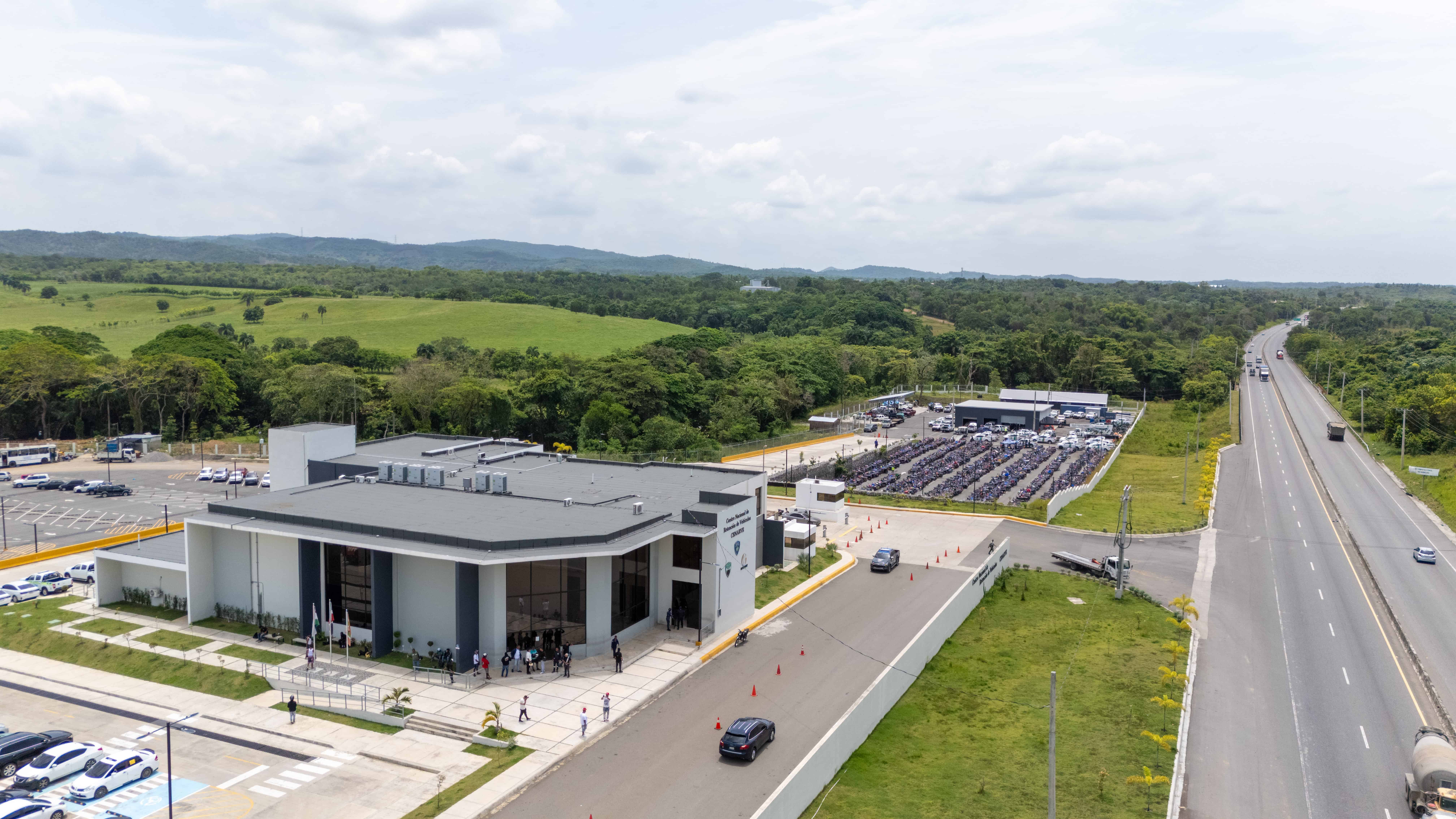 Centro de retenci&oacute;n en la Circunvalaci&oacute;n Santo Domingo en Pedro Brand.