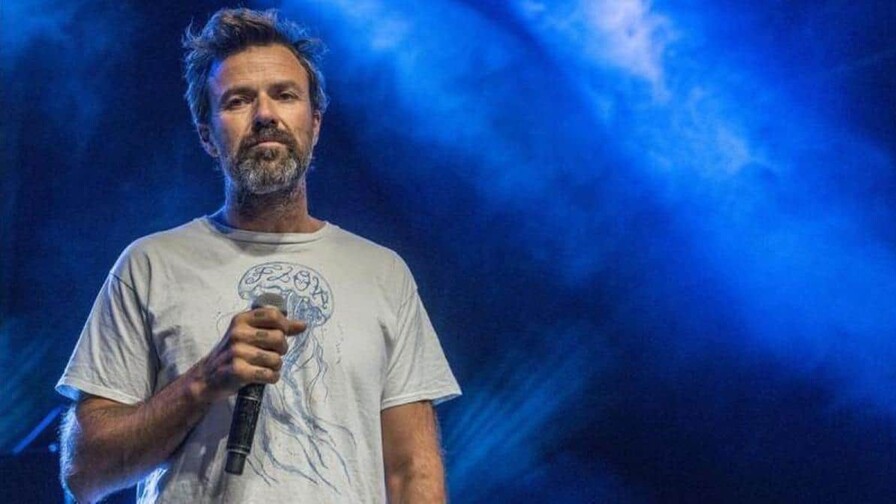 Jarabe de Palo recuerda a Pau Donés a seis años de su partida con un emotivo homenaje audiovisual Jarabe de Palo recuerda a Pau Donés a seis años de su partida con un emotivo homenaje audiovisual