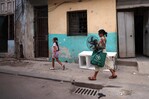 Cuba adelanta el fin de curso por la grave crisis energética: No se puede dar clase así Cuba adelanta el fin de curso por la grave crisis energética: No se puede dar clase así