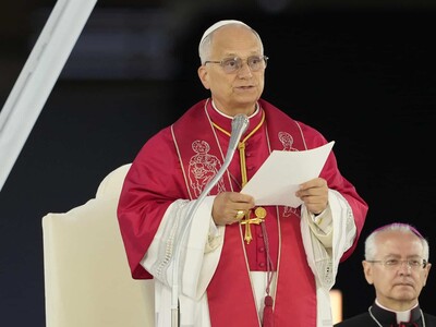 El papa exhorta a la sociedad a abordar los feminicidios