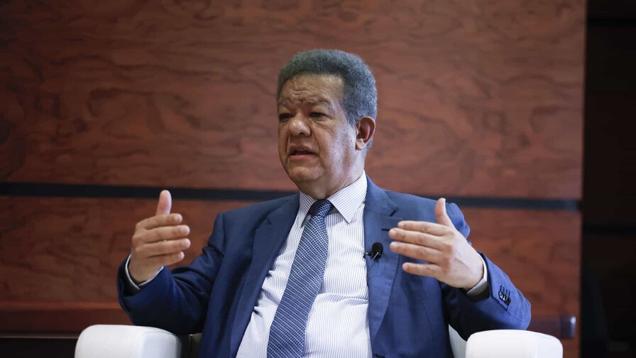 Leonel Fernández defiende a Trump: cualquier país tiene derecho soberano a deportar Leonel Fernández defiende a Trump: cualquier país tiene derecho soberano a deportar