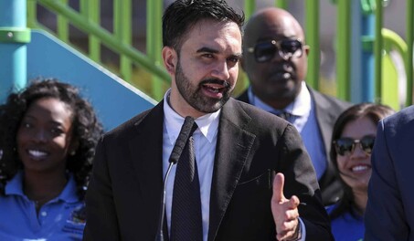 Mamdani elimina tr&aacute;mites y multas para aliviar la carga a peque&ntilde;as empresas de Nueva York