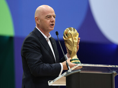 Mundial 2026: Platini se querella contra Infantino