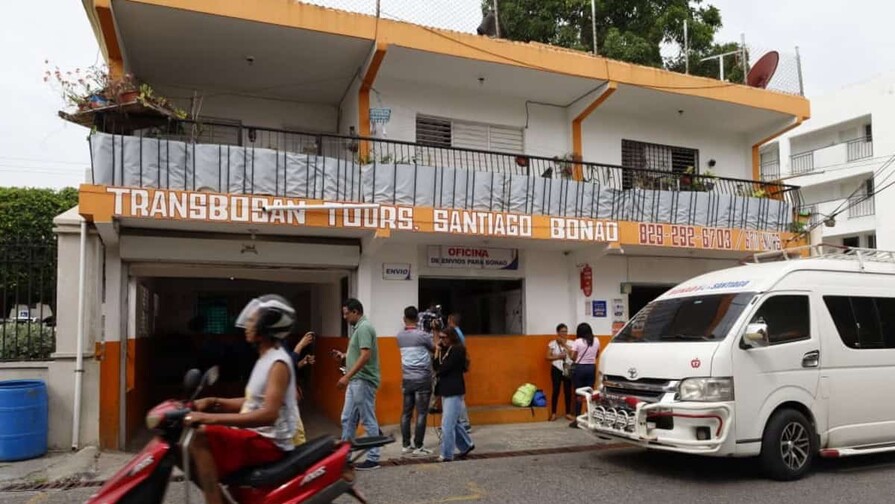 Aumentan 50 pesos a tarifas del transporte entre Santiago, Bonao y Sajoma