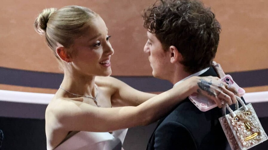 Ariana Grande y Ethan Slater terminan su relación tras tres años de romance Ariana Grande y Ethan Slater terminan su relación tras tres años de romance