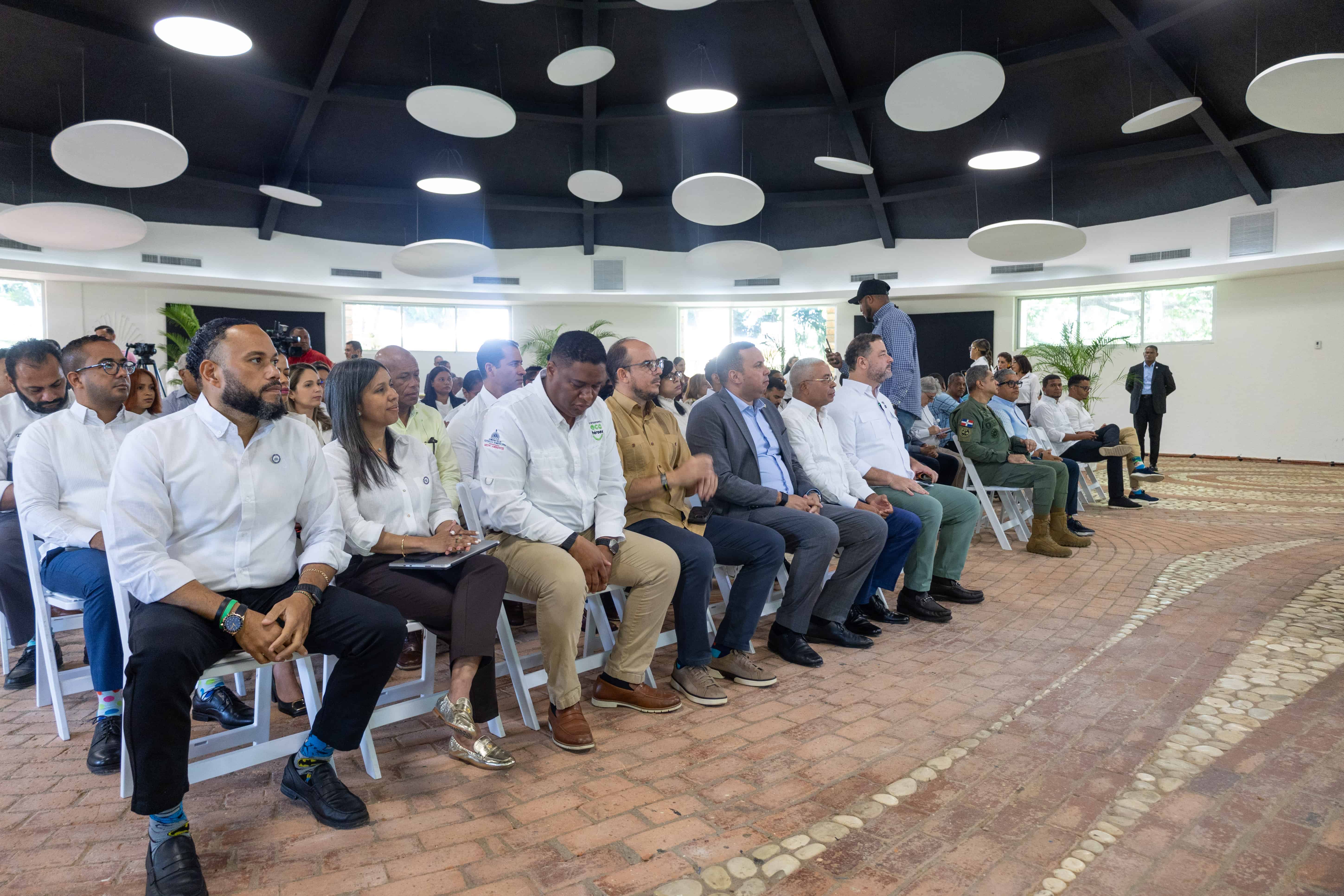 El acto inaugural fue en el domus mayor.