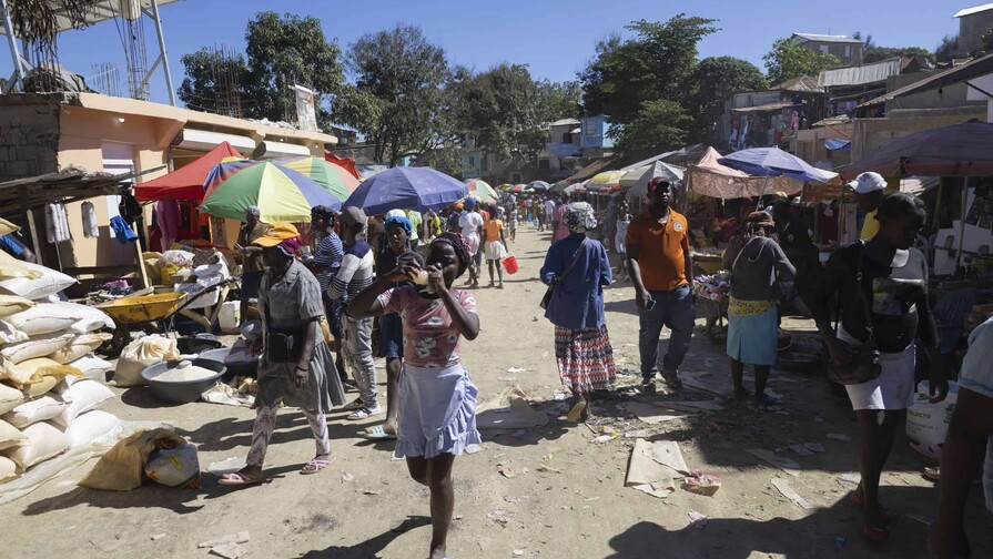¿Cómo es el mercado informal de Tilory, donde dominicanos y haitianos venden sin fronteras? ¿Cómo es el mercado informal de Tilory, donde dominicanos y haitianos venden sin fronteras?