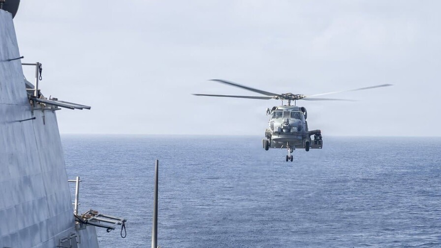 EE. UU. usa un dron mar&iacute;timo en rescate tras ca&iacute;da de helic&oacute;ptero por ataque iran&iacute;