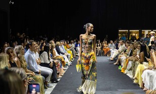 Jacqueline Then rinde homenaje a las ra&iacute;ces con Ka&ntilde;a en Casa de Campo Fashion Week