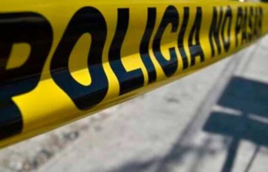Hallan muertos a madre e hijo en un apartamento de Piantini; una joven permanece hospitalizada