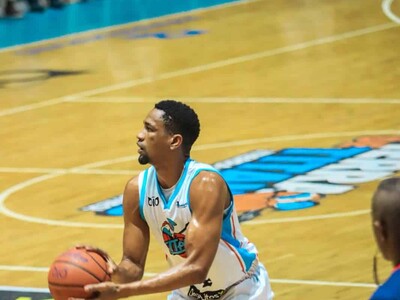 LNB: Titanes superaron a Héroes en debut de Luis David Monte