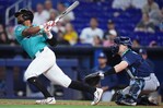 Otto López conectó tres hits y anotó cuatro carreras en el triunfo de los Marlins Otto López conectó tres hits y anotó cuatro carreras en el triunfo de los Marlins