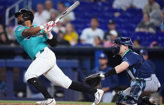 Otto L&oacute;pez conect&oacute; tres hits y anot&oacute; cuatro carreras en el triunfo de los Marlins