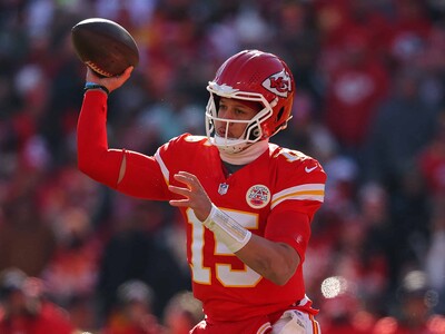 Patrick Mahomes regresa y los Chiefs vencen a Denver