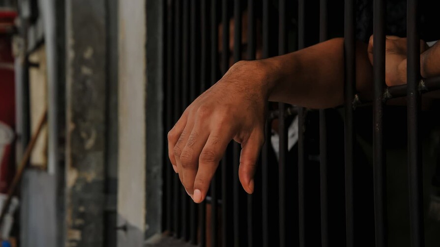 Dictan tres meses de prisión a hombre acusado de matar a una mujer en Santiago Dictan tres meses de prisión a hombre acusado de matar a una mujer en Santiago