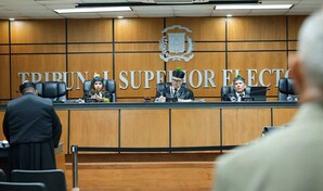 La JCE defiende a capa y espada el veto de encuestas