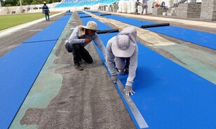 &iexcl;Es un hecho! Se inicia la instalaci&oacute;n de la pista del Estadio Ol&iacute;mpico F&eacute;lix S&aacute;nchez