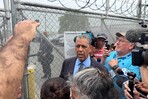 Espaillat critica aumento de fondos para ICE; afirma que no hará la vista gorda ante la corrupción Espaillat critica aumento de fondos para ICE; afirma que no hará la vista gorda ante la corrupción