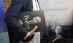 Una exposici&oacute;n en Madrid muestra el esplendor literario de Borges con 90 manuscritos