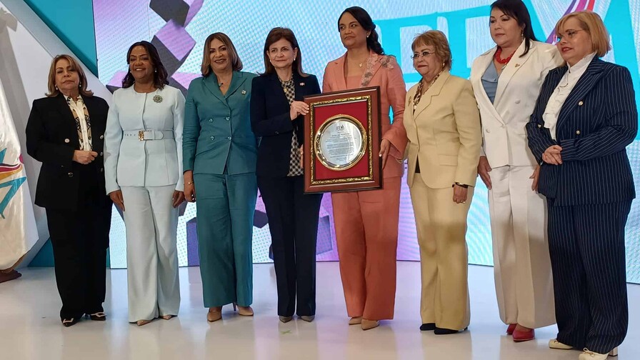 FEM celebra el Congreso Internacional Transformación Digital 360° FEM celebra el Congreso Internacional Transformación Digital 360°