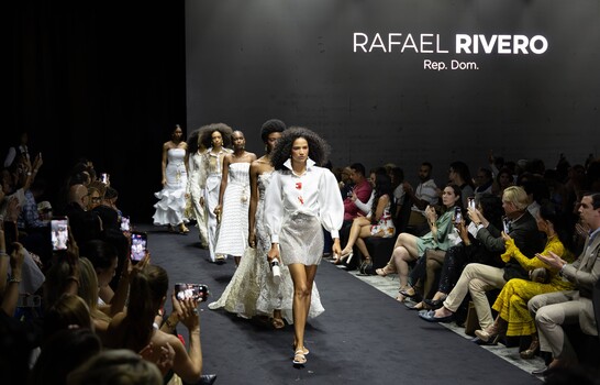 Rafael Rivero eleva el blanco a s&iacute;mbolo de lujo en Casa de Campo Fashion Week