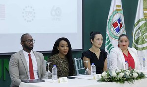 Embajada de EE. UU. y la Unphu lanzan proyecto para reducir la brecha digital en RD