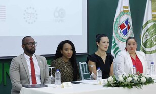 Embajada de EE. UU. y la Unphu lanzan proyecto para reducir la brecha digital en RD