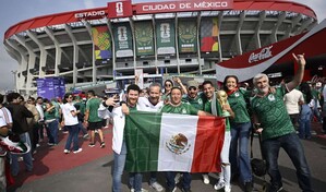 M&eacute;xico estrena esta tarde el mayor Mundial de la historia entre el f&uacute;tbol y la protesta social