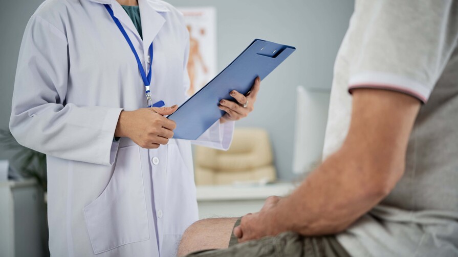 Ministro de Salud llama a los hombres a no temer a las pruebas de detección del cáncer de próstata Ministro de Salud llama a los hombres a no temer a las pruebas de detección del cáncer de próstata