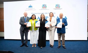 Presentan gu&iacute;a para crear leyes que no generen desigualdades entre hombres y mujeres