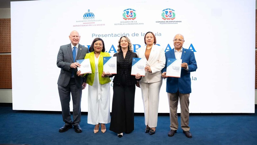 Presentan gu&iacute;a para crear leyes que no generen desigualdades entre hombres y mujeres