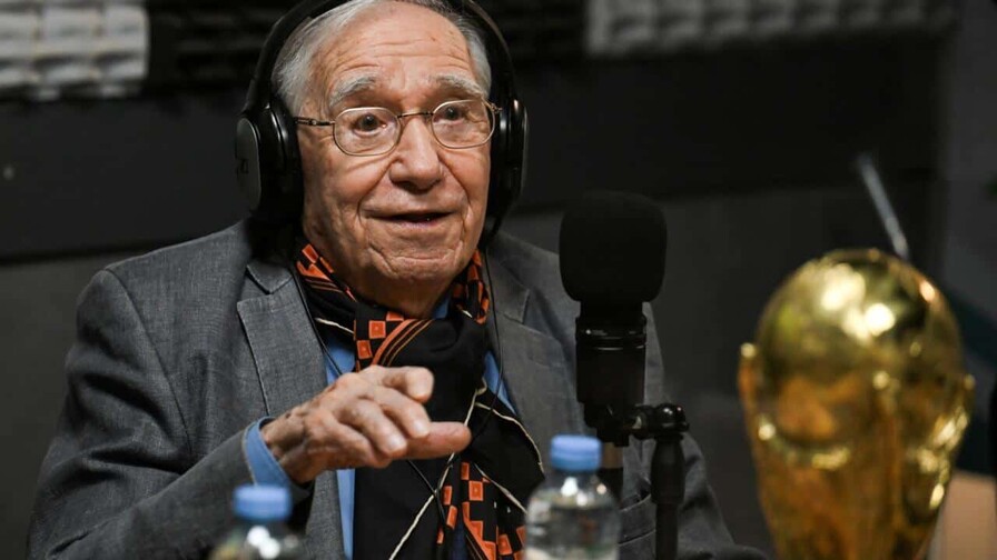 A los 91 años, periodista argentino va por su Mundial número 18 A los 91 años, periodista argentino va por su Mundial número 18