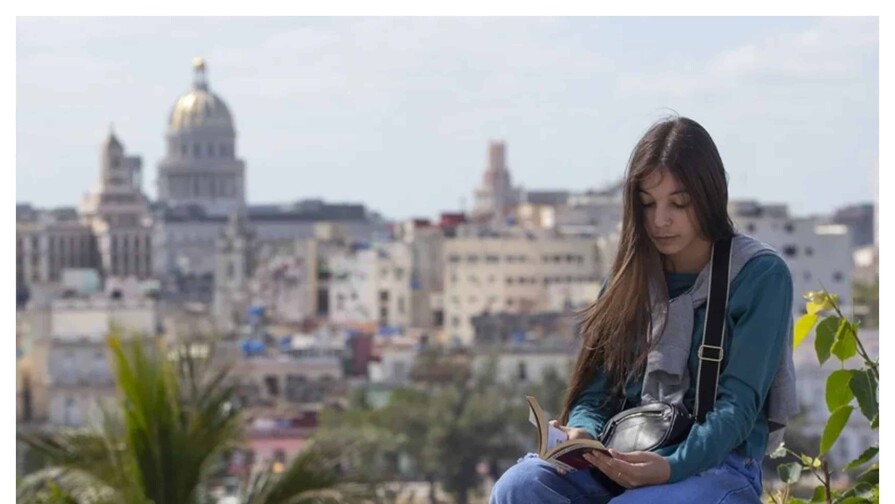 C&oacute;mo leen los j&oacute;venes espa&ntilde;oles: en papel, pero los libros que ven en redes