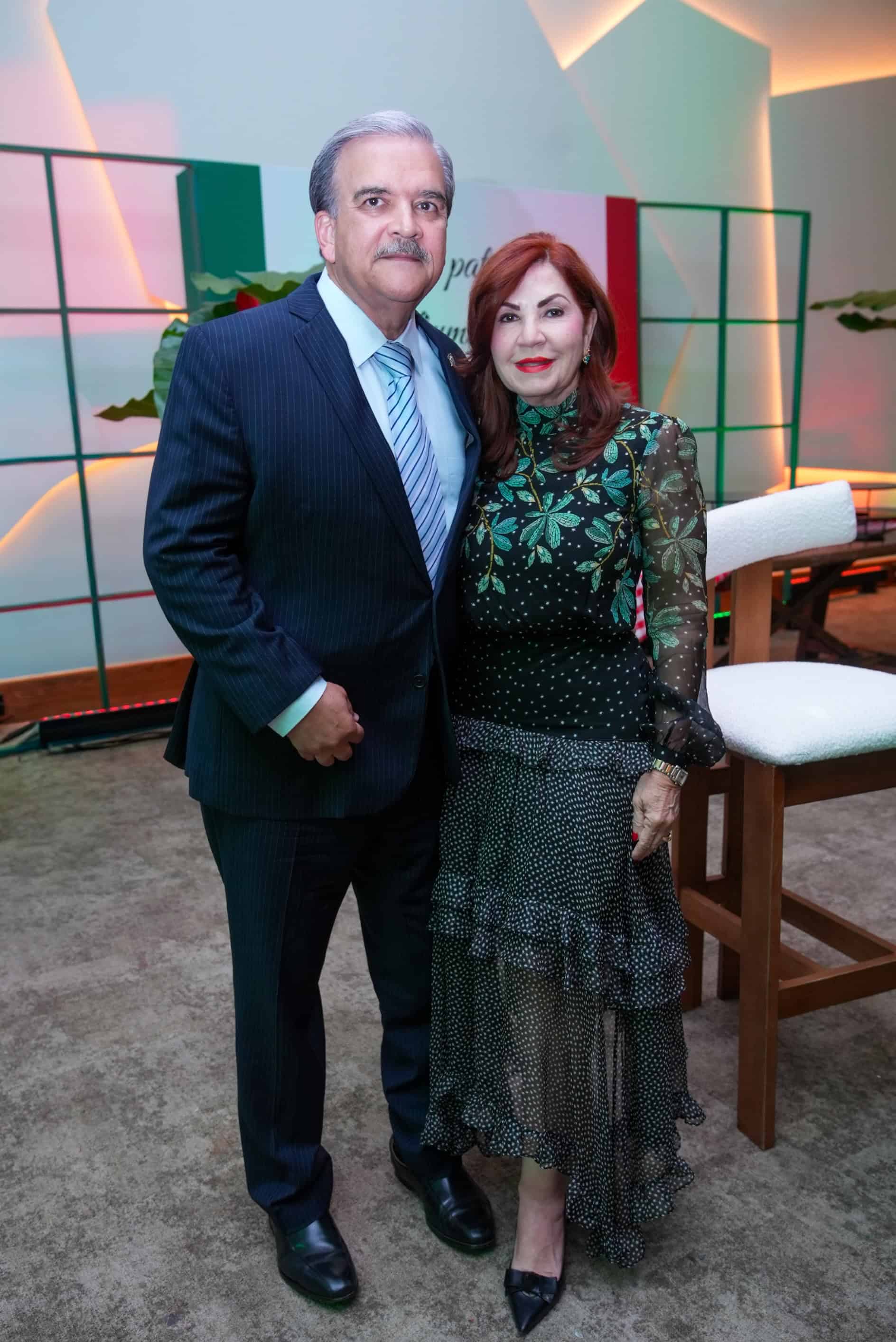 Elías Wessin y Angie de Wessin.