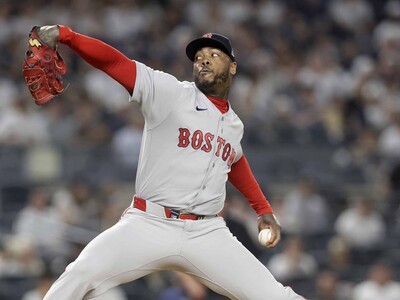 Aroldis Chapman llega a 400 salvamentos