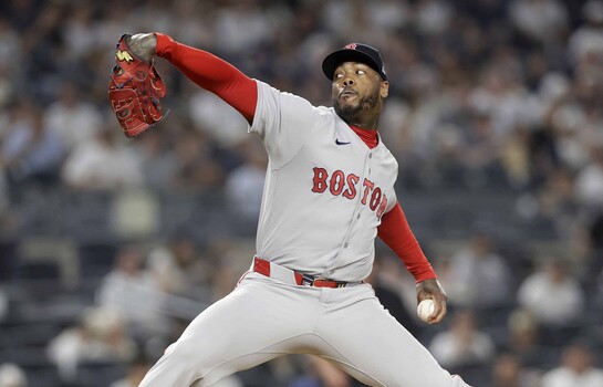 Aroldis Chapman le solicita una disculpa p&uacute;blica al gerente de los Yanquis